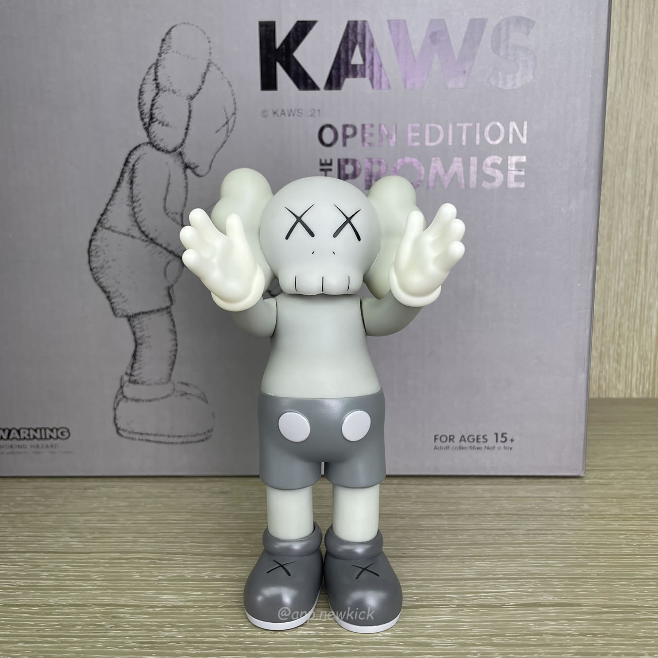 Kaws The Promise Grey Figure (5) - newkick.org